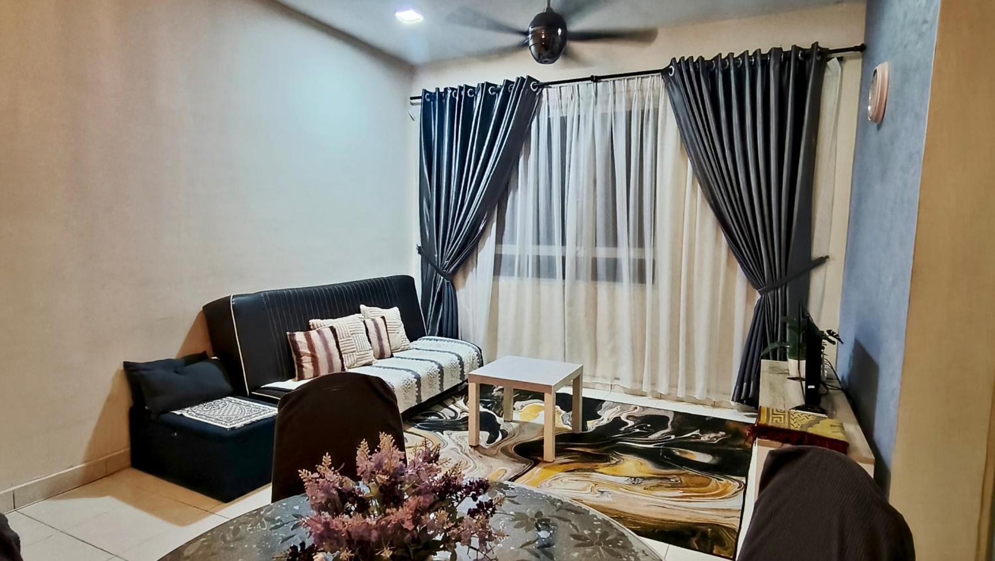 Leezahomestay بيان ليباس المظهر الخارجي الصورة