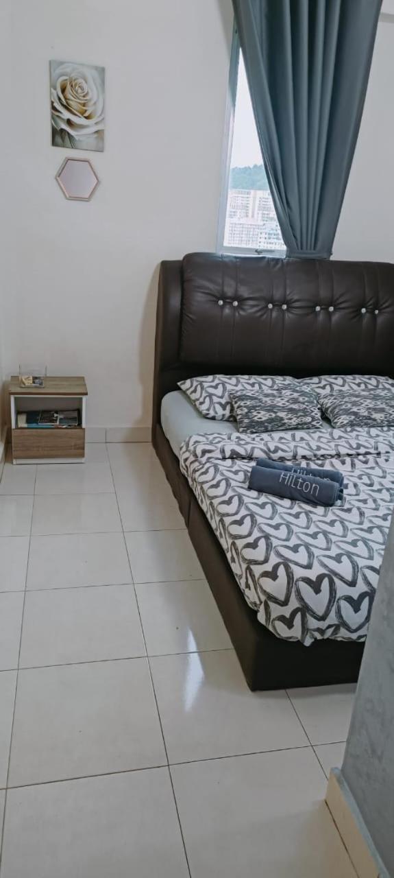 Leezahomestay بيان ليباس الغرفة الصورة